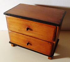 bäuerliche Modellkommode