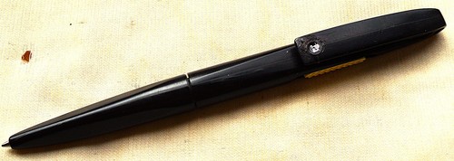 Seltener pelikan colani - pelikan,