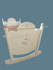 Antike Wiege Holz bemalt