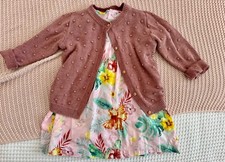 Zara Mädchen Sommer Kleid Tropical Blumen & Pusblu Strickjacke Rosa Combi Gr 104