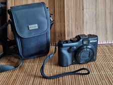 Nikon Coolpix P7100,