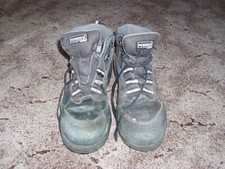 Ausgelatschte Arbeitsschuhe