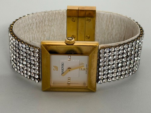 Swarovski elis lady - 🦢,
