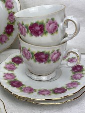 2 xTassen & Untere Porzellan