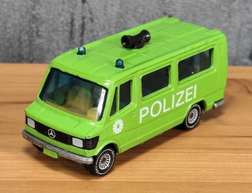 Siku 1627 mercedes benz - 🚓,