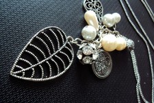 vintage BETTEL HALSKETTE + 11 ANHÄNGER CHARMS super schön Modeschmuck