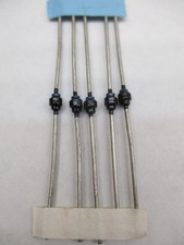 5 Stück TVS 512 Spannungsbegrenzer Schutz der Elektronik vor Überspannung.