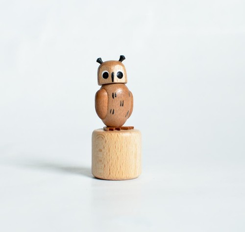 Holzspielzeug wackelfigur eule - holzspielzeug,