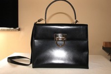 Salvatore Ferragamo Damen