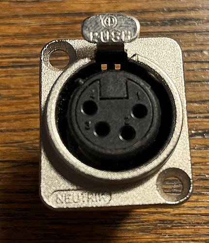 Neutrik nc4fp xlr - xlr, 4pol