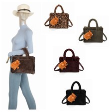 Boutique flauschige Beuteltasche Frau Kunstfell S-Medium Spielzeug Anhänger Schulter Handtasche