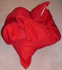 XXL Sitzsack 120xm x 160 cm in rot, Top Zustand, waschbar, Kissen