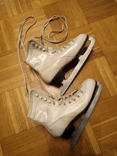 Vintage Schlittschuhe antik