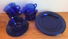 Gedeck/ Geschirr, Glas, Blau, Tassen, Teller, Untertasse