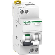 Schneider Electric A9D56616 FI/LS-Schalter 16A B 30mA