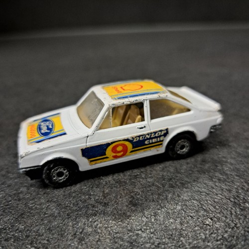 Matchbox superfast ford escord - matchbox,