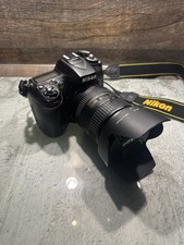 Nikon D7100 mit Nikkor 18-200