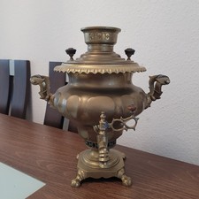 Russische holzkohle samowar