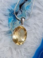 Geschenkset: Großer Citrin Anhänger in Silber gefasst + Silberkette   (C15)