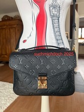 Louis Vuitton Pochette Métis