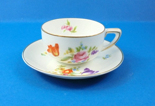 Mokkatasse mit untertasse - mokkatasse,