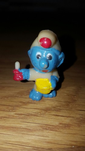 Schlafmütze schlumpf - Ü,