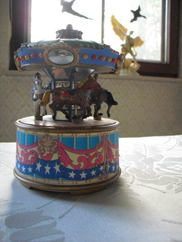 Karussell - ,