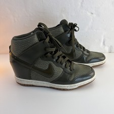 NIKE Dunk Sky Hi Essential