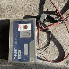 TriCOM FUTUR smart Batterieladegerät 24V 50 A Gabelstapler Ladegerät 