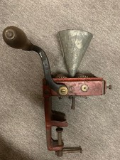 Alte ,antike Mohnmühle