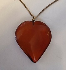 gr. BERNSTEIN HERZ ANHÄNGER