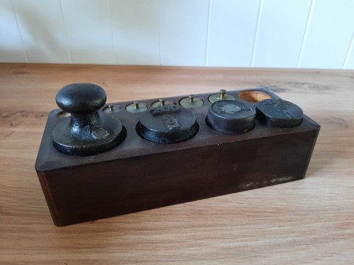 Antike gewichte - ,