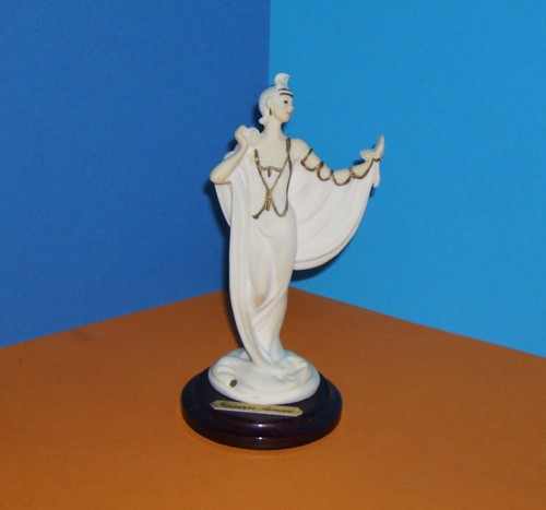 Armani figur lady - g., mit
