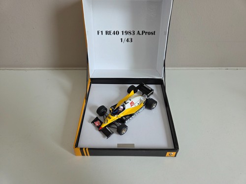 Spark renault re40 - f1,