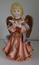 Porzellan Engel mit Taube