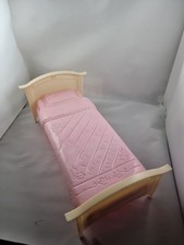 Barbie Möbel, Bett Schlafzimmer. L: 31cm, H: 9,5 cm 