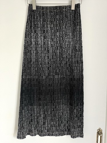 Pleats please issey - please, miyake