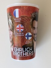 Ehrlich Brothers, Plastikbecher 0,5, Originalbecher mit Aufdruck