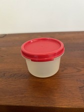 Tupperware Eidgenossen 200 ml Vorratsbehälter mit Deckel