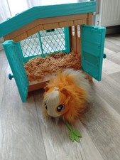 Little Live Pets Mama Surprise Meerschweinchen mit Stall und 3 Babys