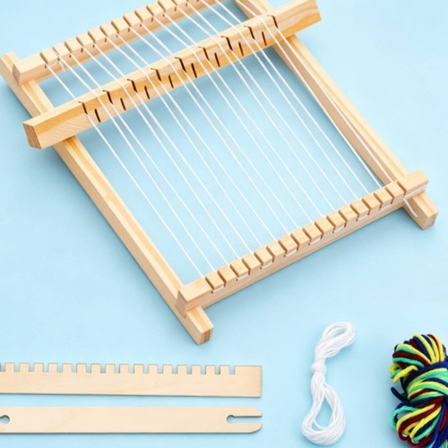 Kleiner webstuhl aus holz - kleiner,