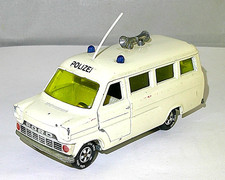 SIKU - Ford Transit Kombi -