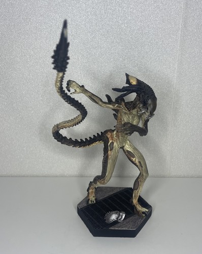 The alien predator - the,