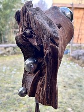 Holzskulptur mit 3