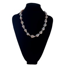 kurze Halskette Rundhals Barock Perlen weiß elegant Bijoux Geschenk Damen