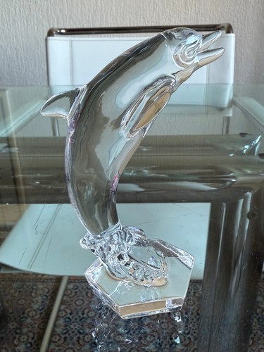 Delphin von - delphin,