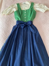 Dirndl mit blauer Schürze und Trachtenbluse (Hammerschmidt) - Größe 36