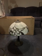 Tiffany Lampe Mit BronzeFuß