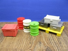 Palette Fässer Kiste Koffer Ladegut Eisenbahn Bahnhof Playmobil G573