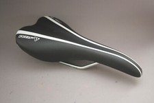 Velo WBP Saddle / Black White  / 330g / 2009 /  Made in Taiwan